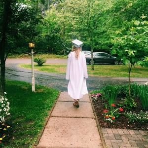 Meet your Posher, April